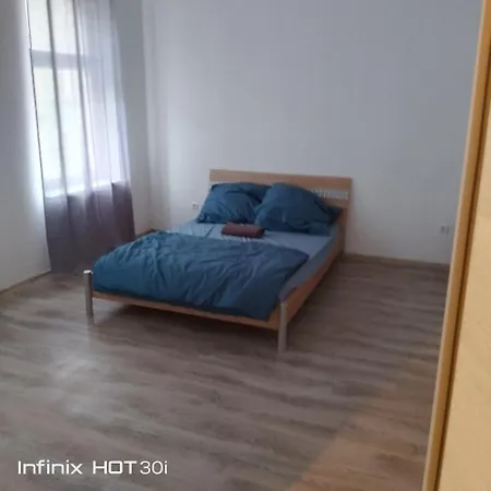 Apartamento квартира! почесавая, суточная аренда